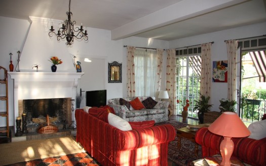 Paradou Vence Family holiday home with pool near the town center