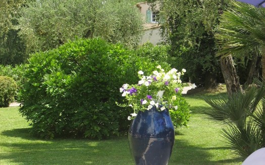 L Oliveraie La Gaude Luxury home with pool, tennis court, jacuzzi