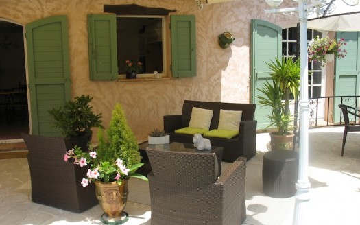 L Oliveraie La Gaude Luxury home with pool, tennis court, jacuzzi