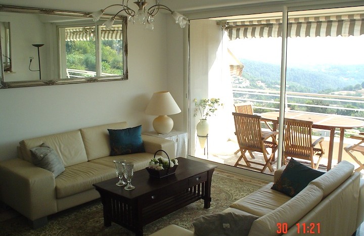 03-flat-sittingroom-vence
