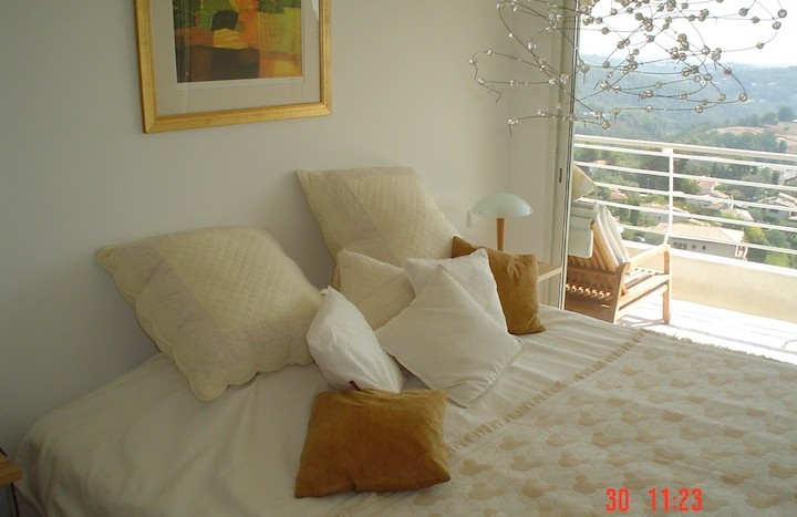 04-bedroom-flat-vence