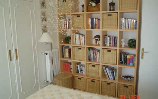 Les Mirabaous Vence 1 bedroom apartment sea view