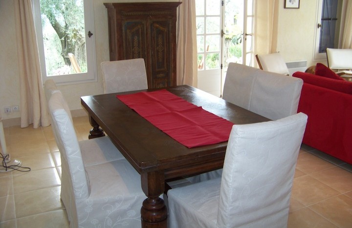 08 Andreas Tourrettes sur Loup dining table