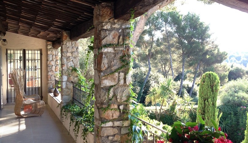 17 St Paul de Vence Lou Vento terrace 2
