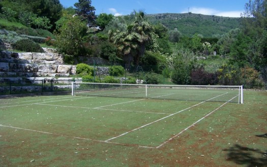 Fantastic beautiful large property pool garden tennis court and sea view