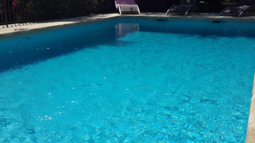 06Lovely 3 bedroom ground floor apartment in Vence