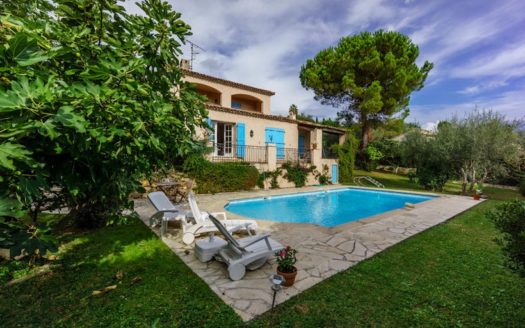 01-Villa Les Bartavelles Le Rouret