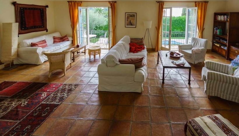 08-Villa Les Bartavelles Le Rouret sitting room