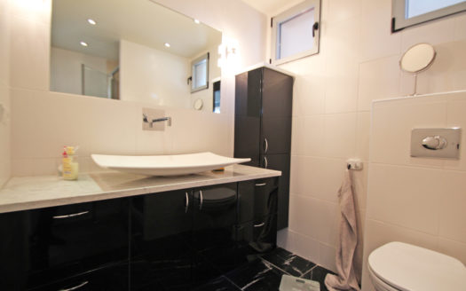 Lovely 2 bedroom apartment pool garden panoramic sea view