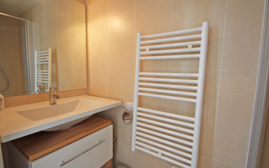 Lovely 2 bedroom apartment pool garden panoramic sea view