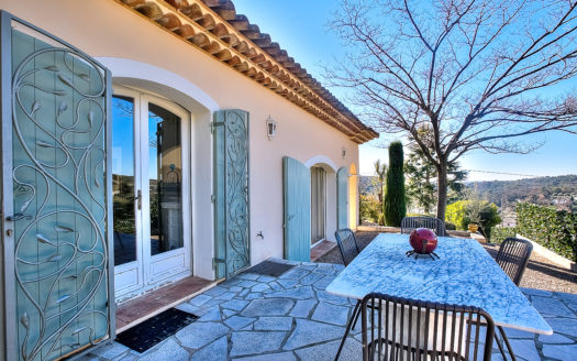 Tourrettes sur Loup luxury 4 bedroom Property for sale