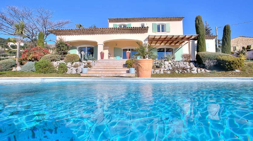 Tourrettes sur loup lovely luxury property for sale