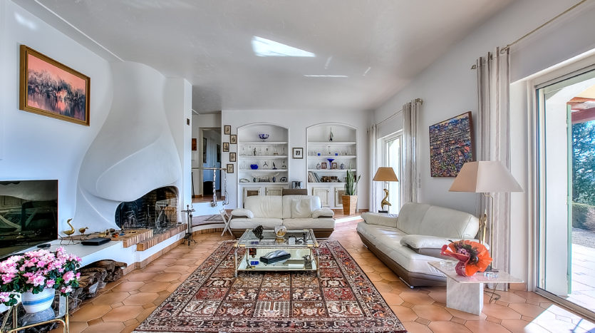 Tourrettes sur loup lovely luxury property for sale