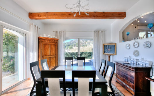 Tourrettes sur Loup luxury 4 bedroom Property for sale