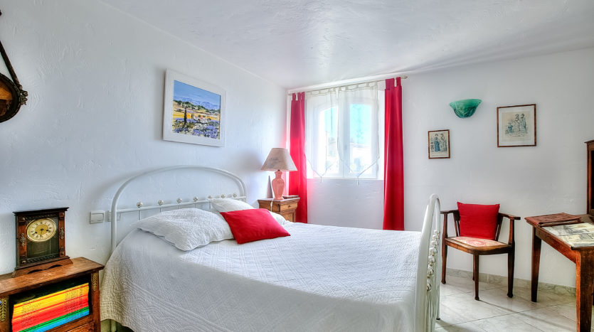 Tourrettes sur loup lovely luxury property for sale