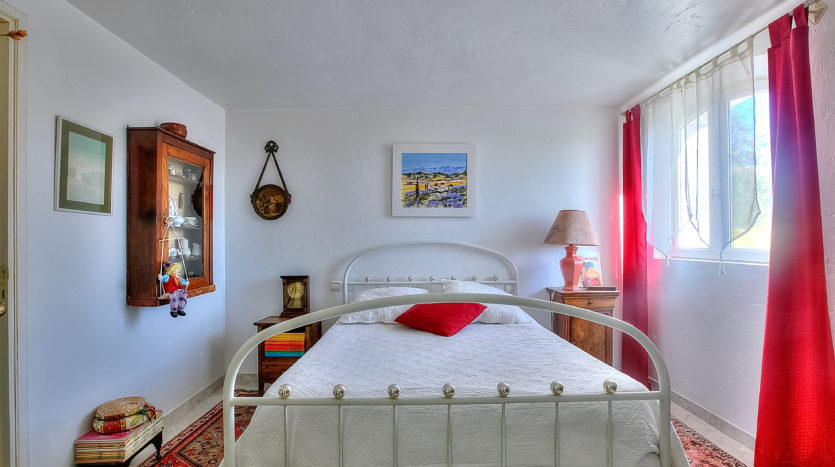 Tourrettes sur loup lovely luxury property for sale