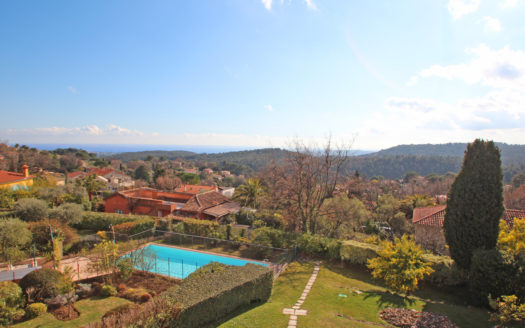 01-Lovely 2 bedroom flat -panoramic sea view