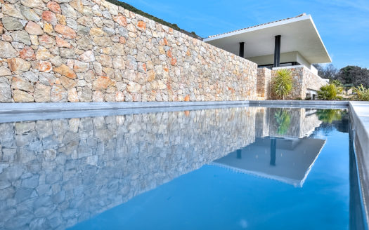 Fantastic beautiful Luxury property pool garden tennis court sauna and sea view