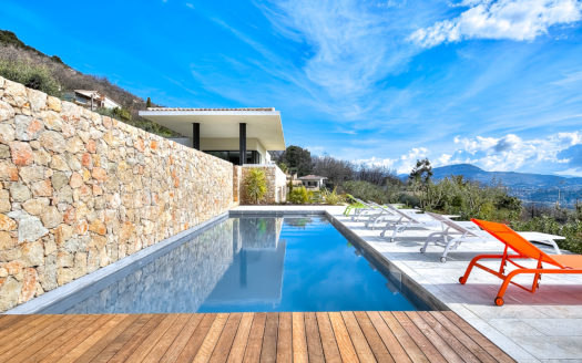 Fantastic beautiful Luxury property pool garden tennis court sauna and sea view