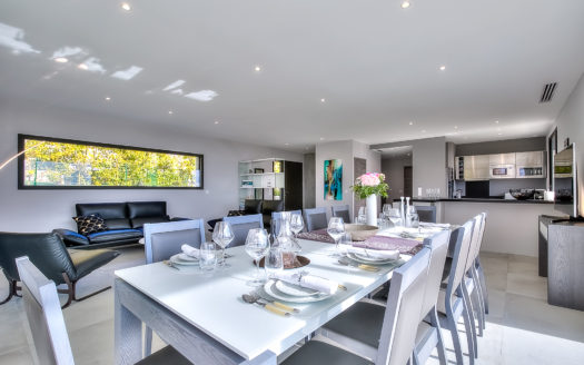 Fantastic beautiful Luxury property pool garden tennis court sauna and sea view