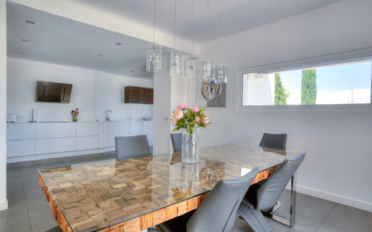 Amazing large property large garden pool St Paul de Vence