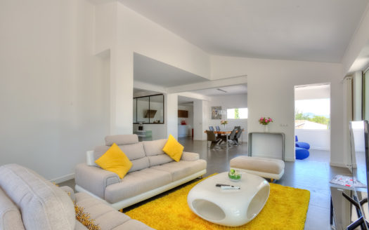 Amazing large property large garden pool St Paul de Vence