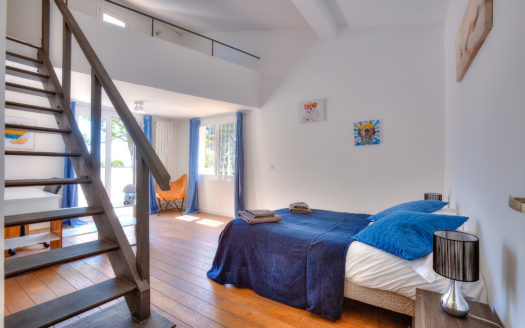 Amazing large property large garden pool St Paul de Vence