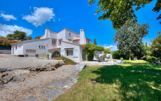Amazing large property large garden pool St Paul de Vence